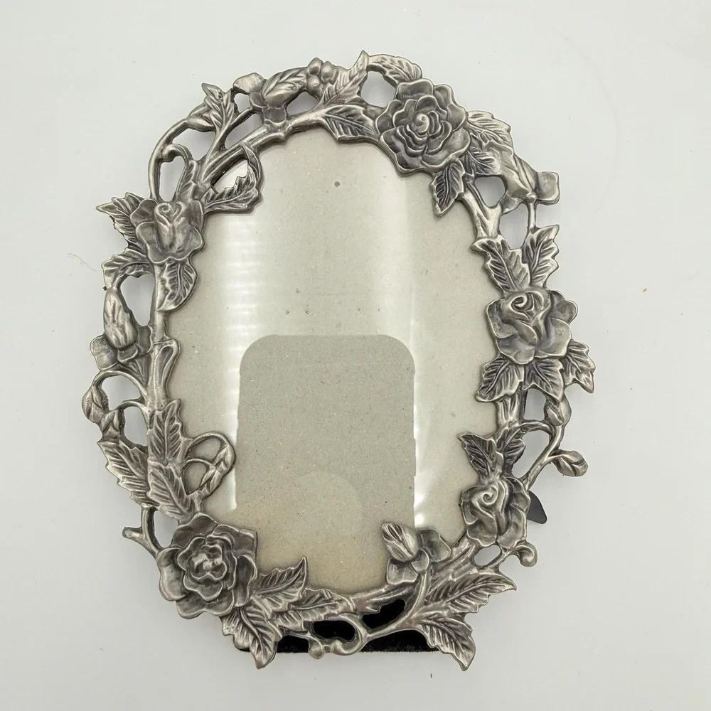 Vtg Ornate Metal Oval Picture Photo Frame 9